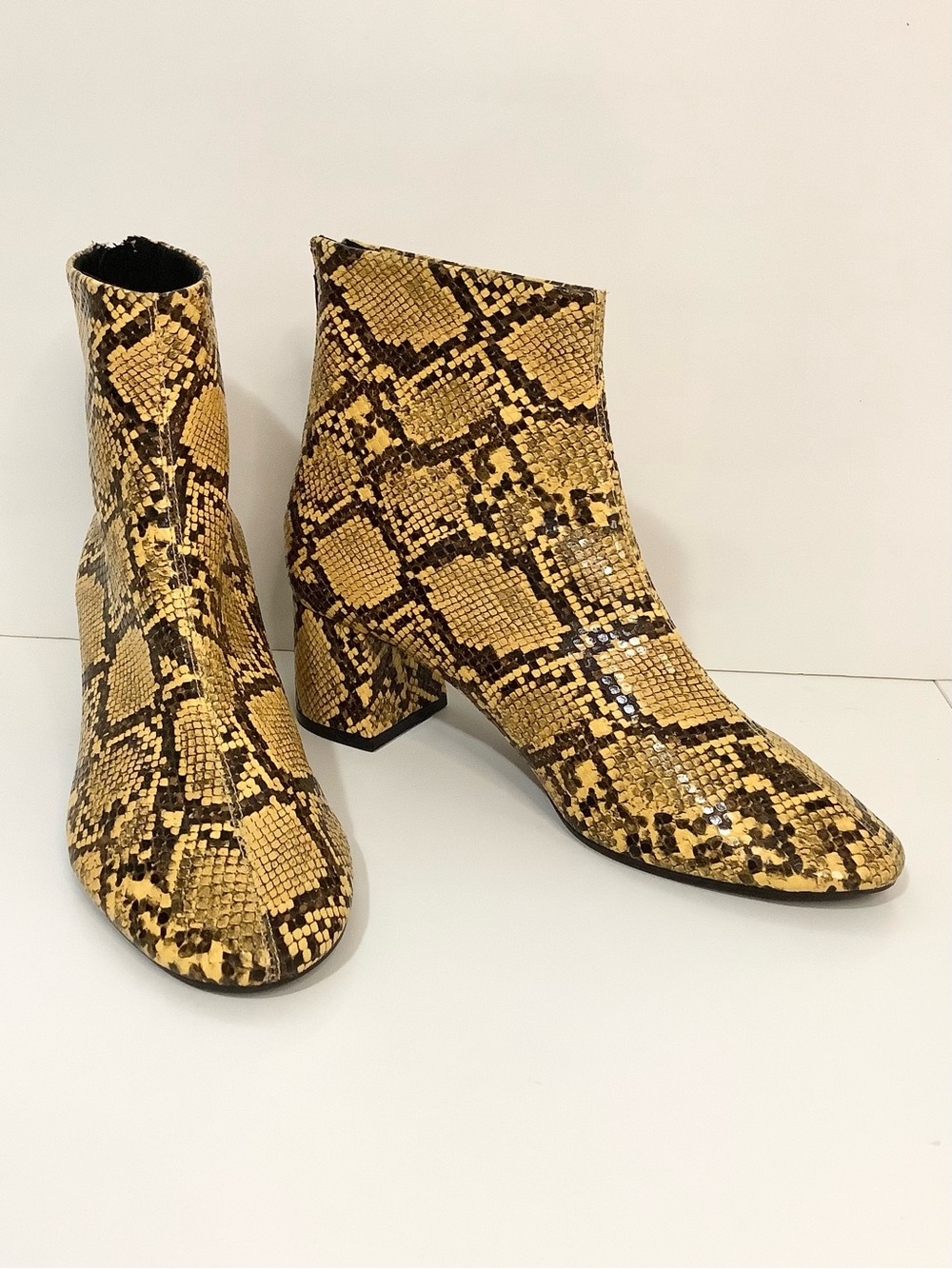 MANGO Yellow Snake-Print Block Heel Ankle Boots Women Sz.40 (8.5-9) NWOT